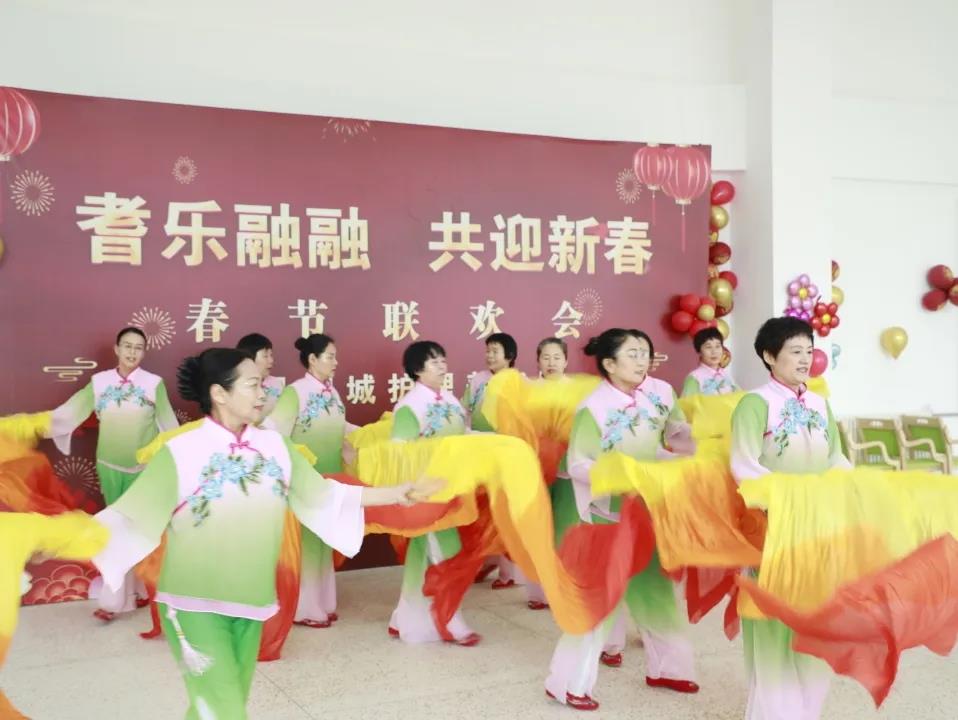 金蛇贺岁 福启新年 | 润城护理养老院举办迎新年文艺活动