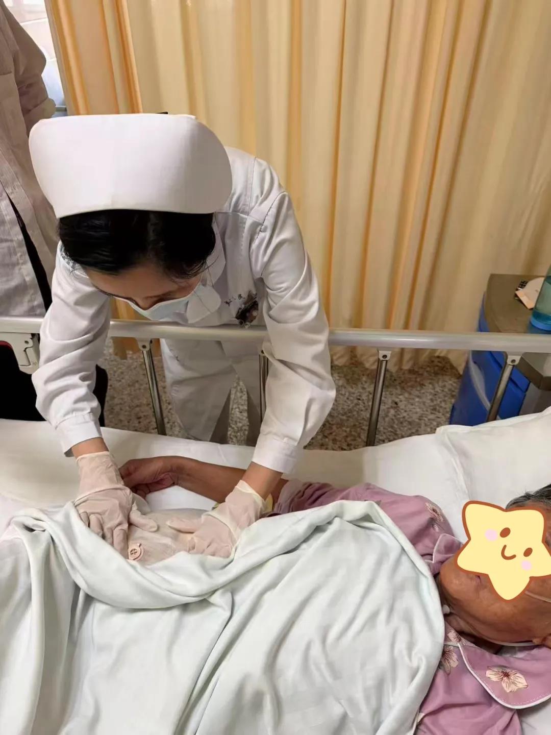 【温情护理】普外科二病区：微光解心结，暖心护造口