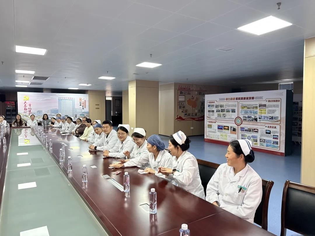 以心筑桥 与光同行｜我院5.12护士节暖心茶话会，温柔治愈一路守护